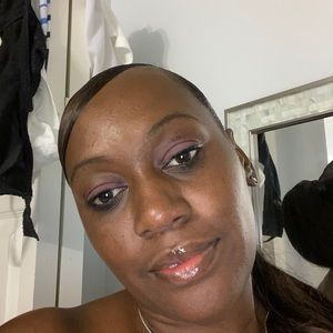 Meet your Posher, Judele